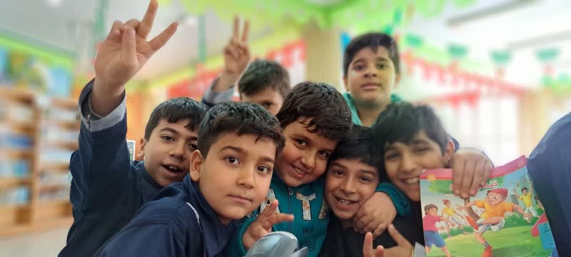 هر کتابدار یک مدرسه